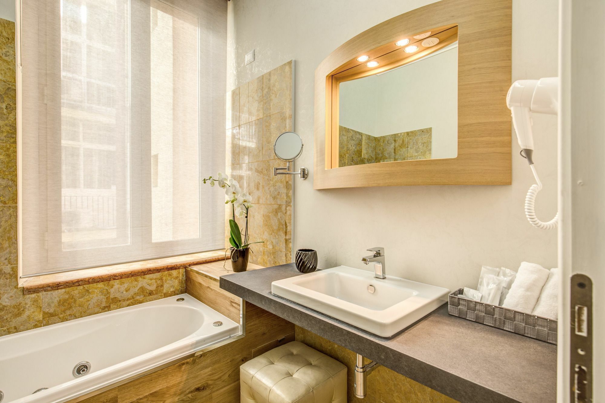 Suite In Rome Veneto Exteriör bild